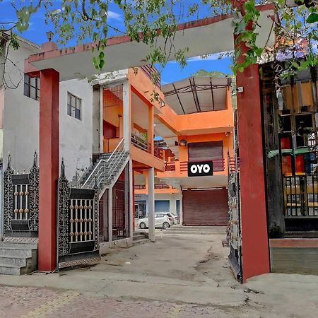 Oyo Flagship 81389 Hotel Siddhi Vinayak Motihari Kültér fotó