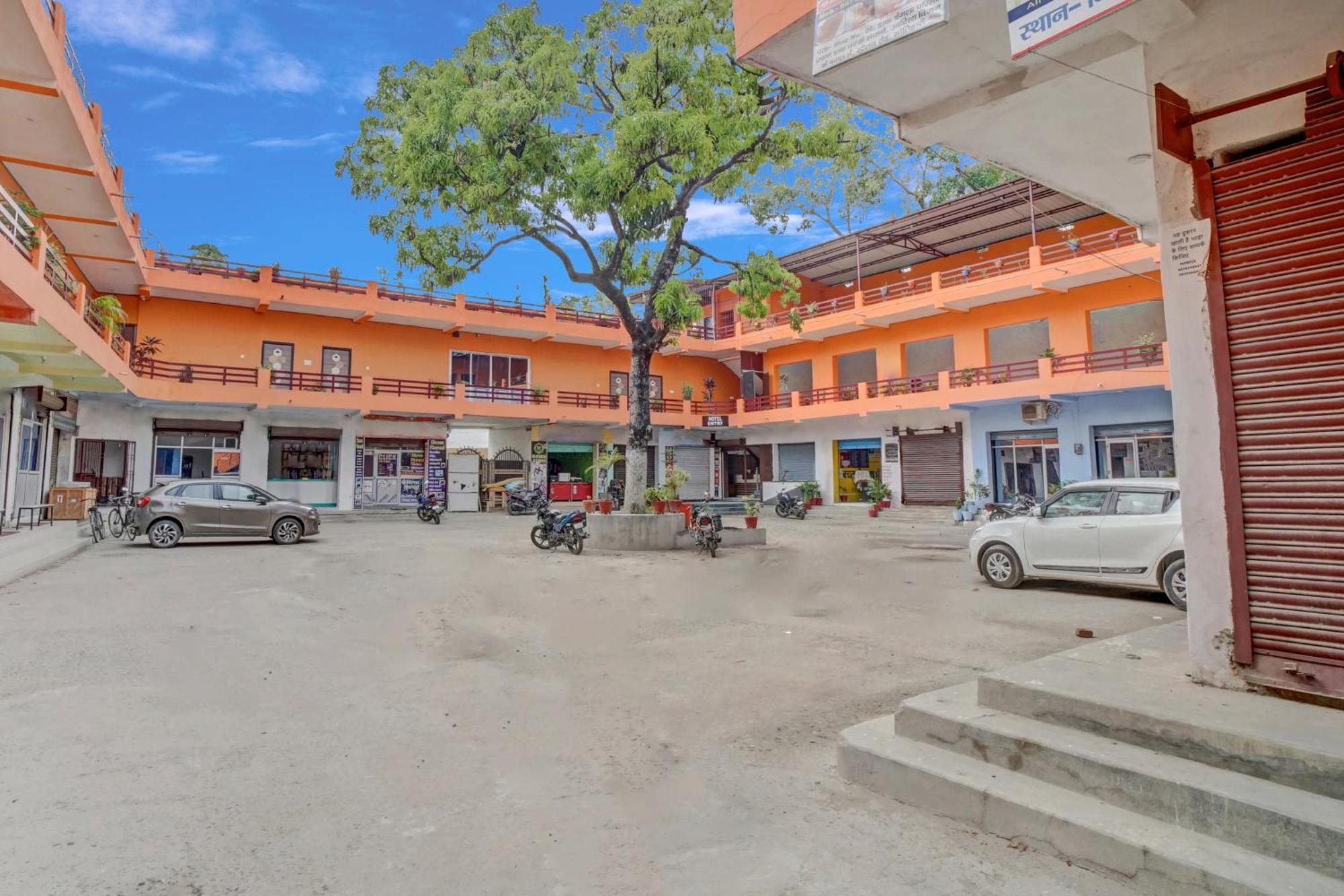 Oyo Flagship 81389 Hotel Siddhi Vinayak Motihari Kültér fotó